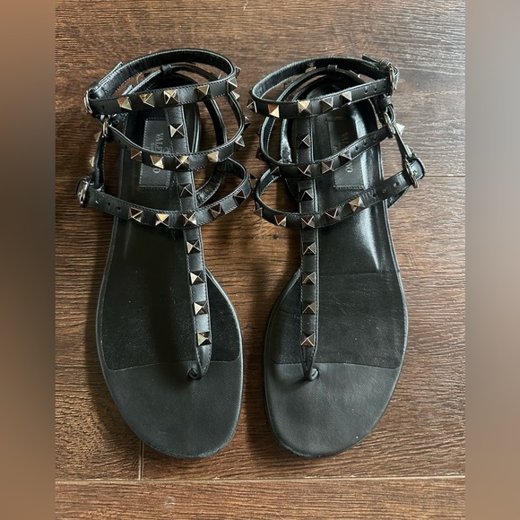 Black Leather Valentino Rockstud Gladiator Sandals